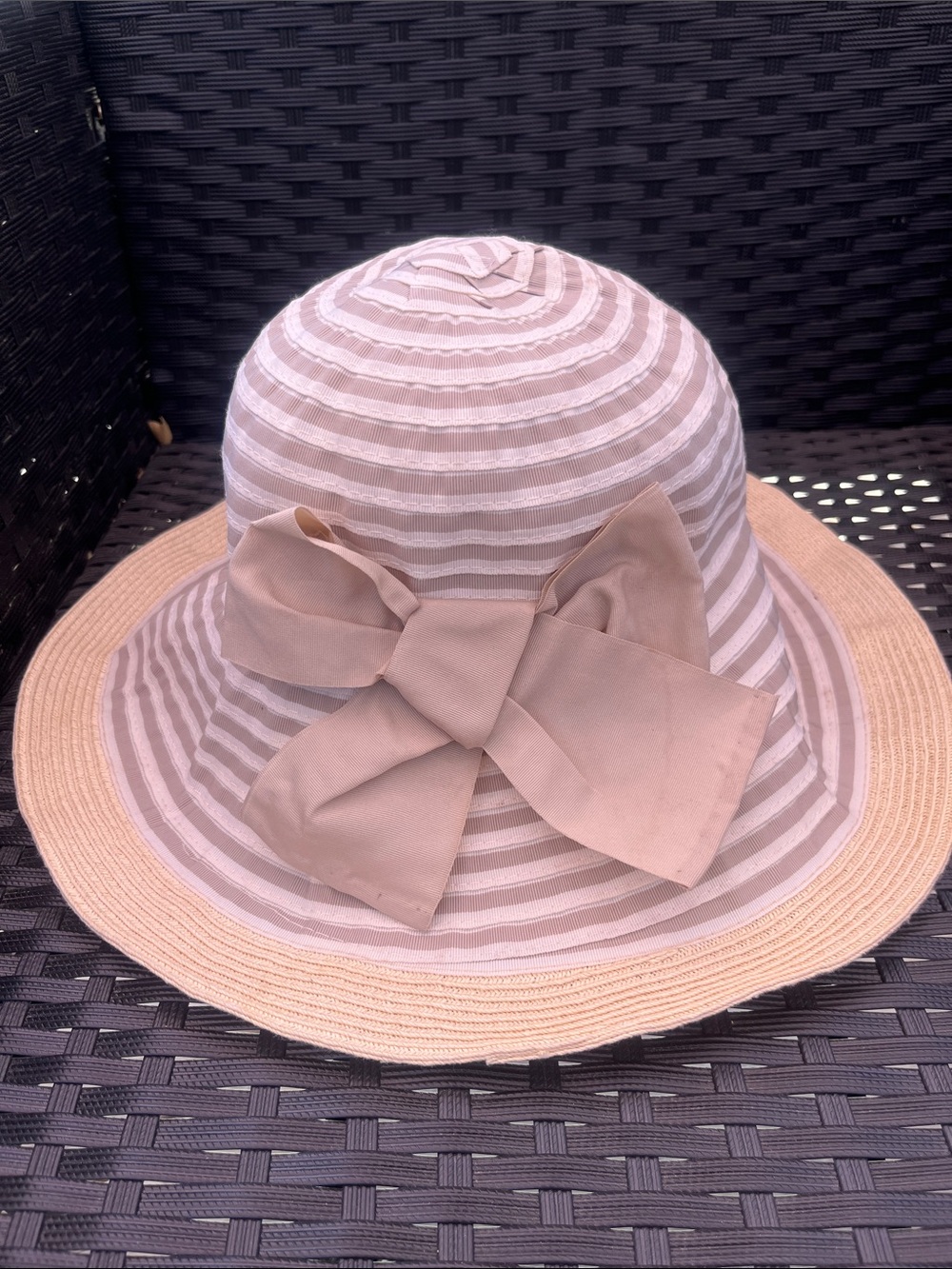 NWT Bucket Ribbon Sun Hat - Picture 3 of 6